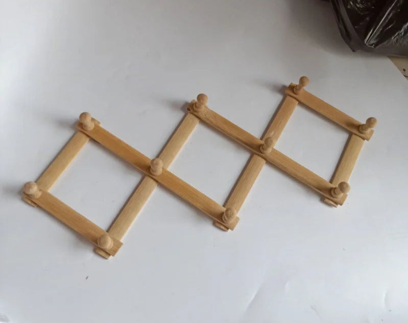 Houten Uittrekbare Kledinghanger met Wandhaak Kapstok voor Jassen Hoeden Donkerbruin