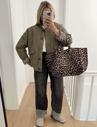 Tasana | Luxe Tussenjas met Trendy Stiksels - Luipaard Print