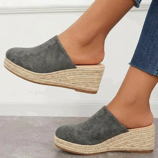 Lumi | Espadrille muiltjes met sleehak voor dames – Elegant ontwerp met gesloten neus en verhoogde architectonische hak Grijs
