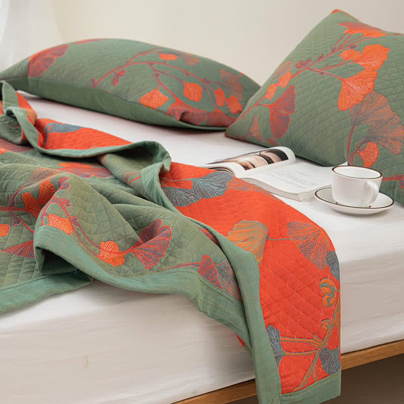 Omkeerbare Katoenen Quilt Met Oranje Ginkgobladeren