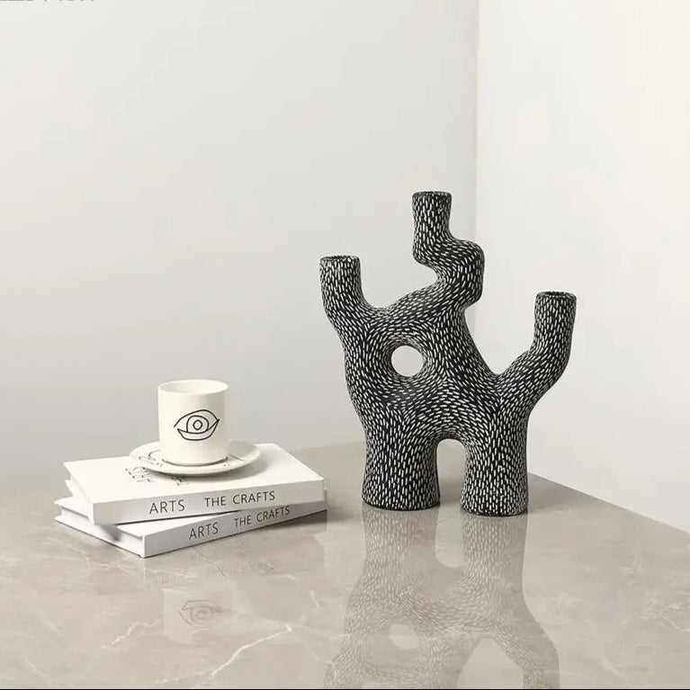 Koraal Kandelaarhouder van Duurzaam Cement met Abstract Ontwerp