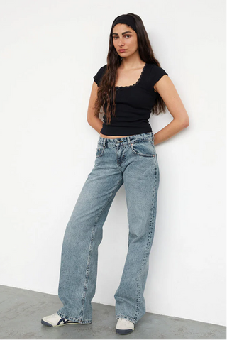 Luma | Straight-Leg Jeans met Lage Taille – Trendy Dames Broek Witblauw