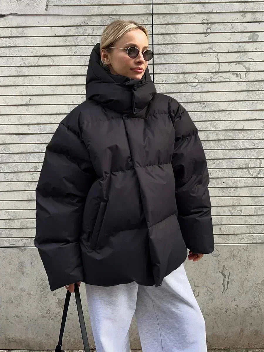 Avenari | Dames Puffer Jas - Oversized Quilted Design - Met Capuchon en Hoge Kraag