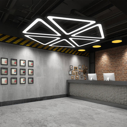 Driehoekige Gym Ceiling Hang Light Verlichting Zwart LED
