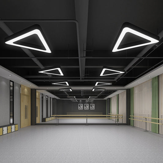 Driehoekige Gym Ceiling Hang Light Verlichting Zwart LED Zwart