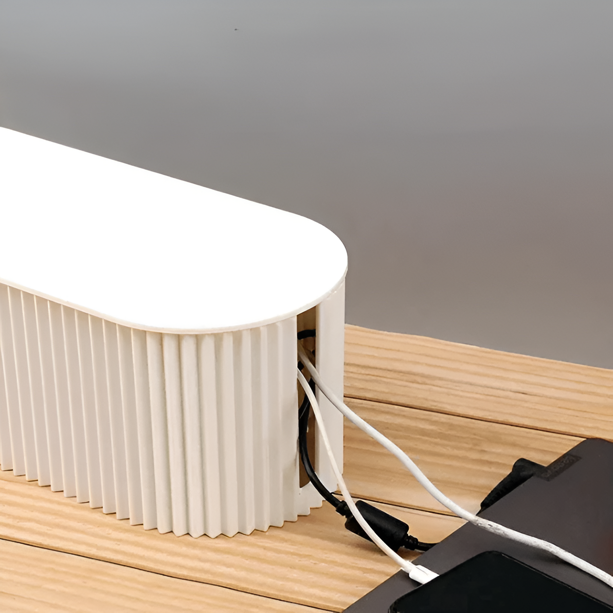 Elegante Kabelbox In Zachte Macaronkleuren Voor Orde