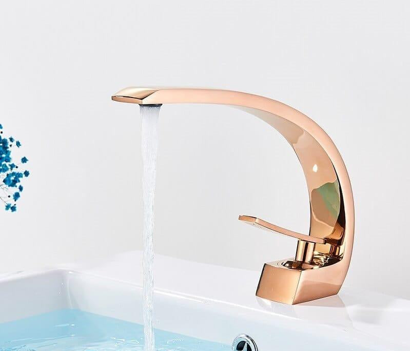 Moderne Gebogen Flow Armatuur Voor Bad En Keuken Roségoud