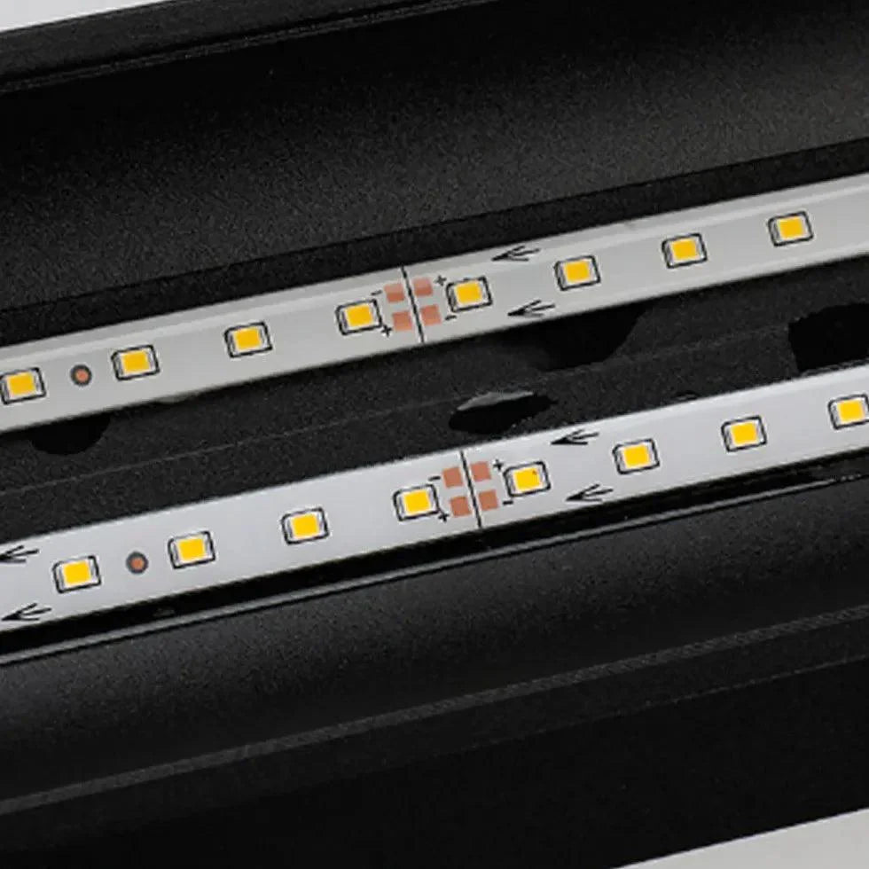 Weerbestendige Buiten LED Wandlampen In Zwarte Afwerking