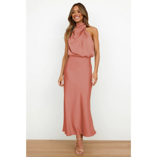 Velvet | Dames Avondjurk – Halter-design, Schitterende Look & Midi-lengte rood