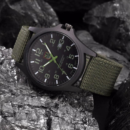Tactisch Legerhorloge Voor Avonturiers Militaire Stijl Groen
