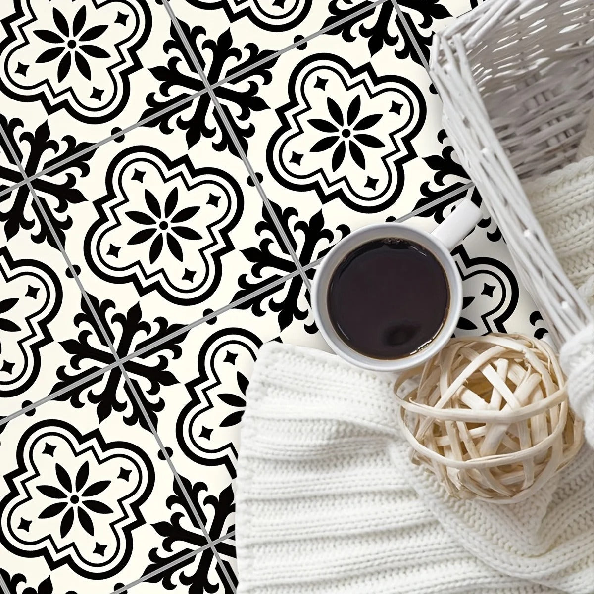 Tegelstickers Zwart-Wit Voor Verfrissing Van Vloeren