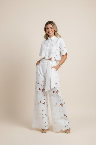 Chloé | Tweedelige zomerset voor dames – bloemenpatroon en luchtig borduurwerk