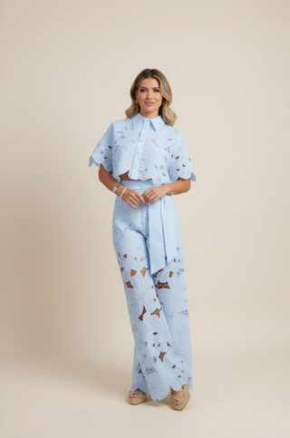 Chloé | Tweedelige zomerset voor dames – bloemenpatroon en luchtig borduurwerk