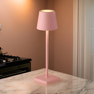 Draadloze Oplaadbare Tafellamp met Touchbediening – Scandinavisch Design, Waterdicht en Energiezuinig Roze