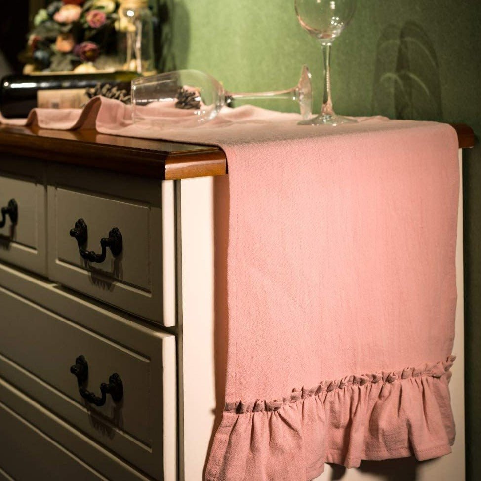 Romantische Tafelloper met Volant voor Elegante Diners