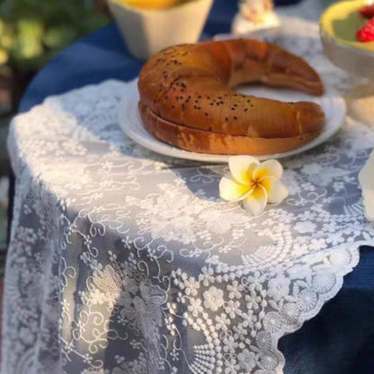 Vintage Witte Kanten Tafelloper Voor Feestelijke Gelegenheden Groot (40 cm x 260 cm)