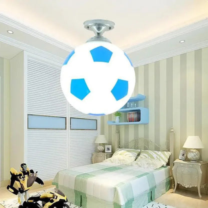 Voetbal LED Plafondlamp Dimbaar Voor Een Vrolijke Kinderkamer Blauw voetbal