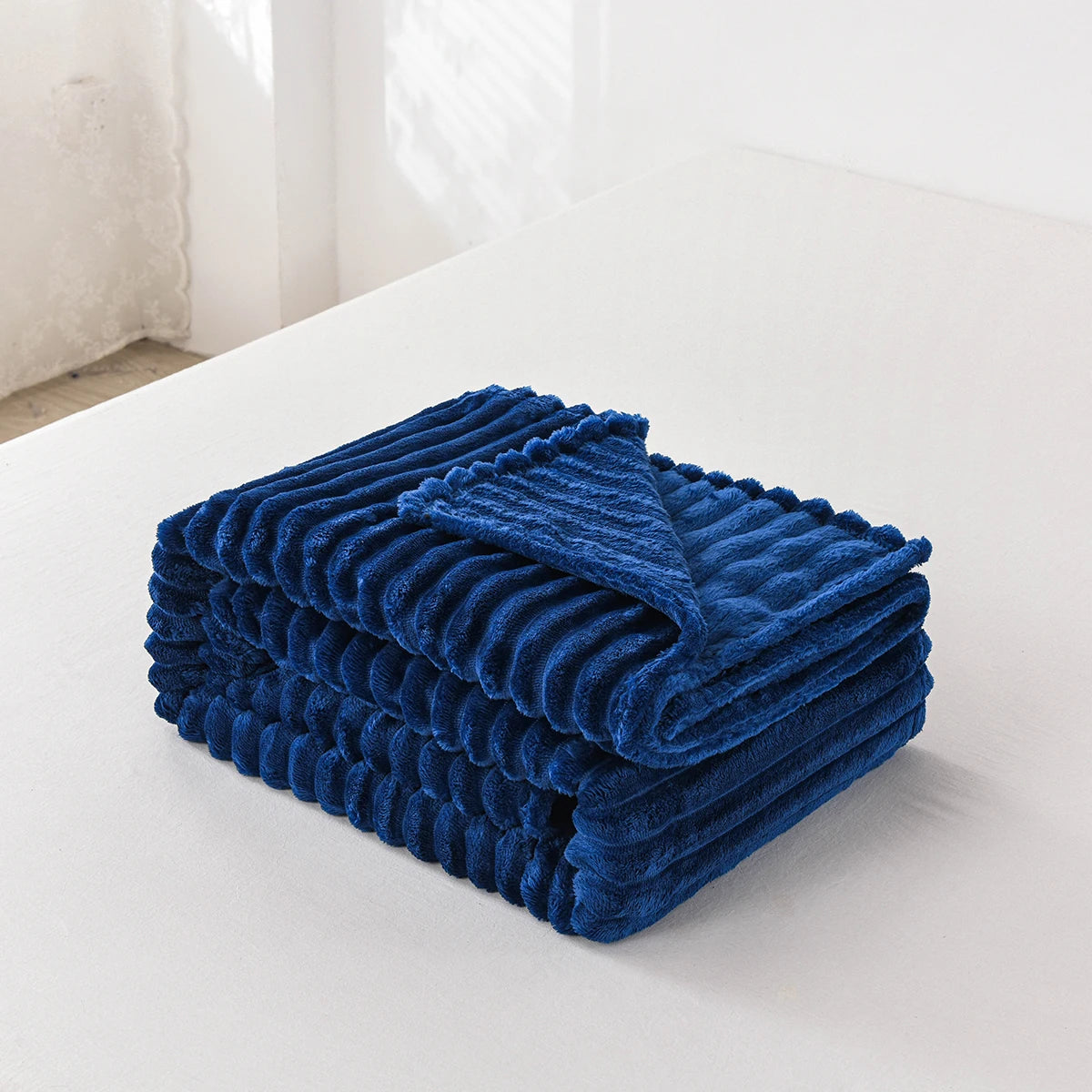 Zachte Flanellen Deken Voor Warmte Thuis En Tijdens Reizen Blauw