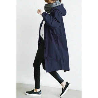 Lange Dames Trenchcoat Met Capuchon In Diverse Kleuren Donkerblauw