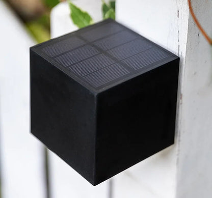 Luxe LED Solar Wandlamp Buiten Warm Licht Zwart Met Sensor