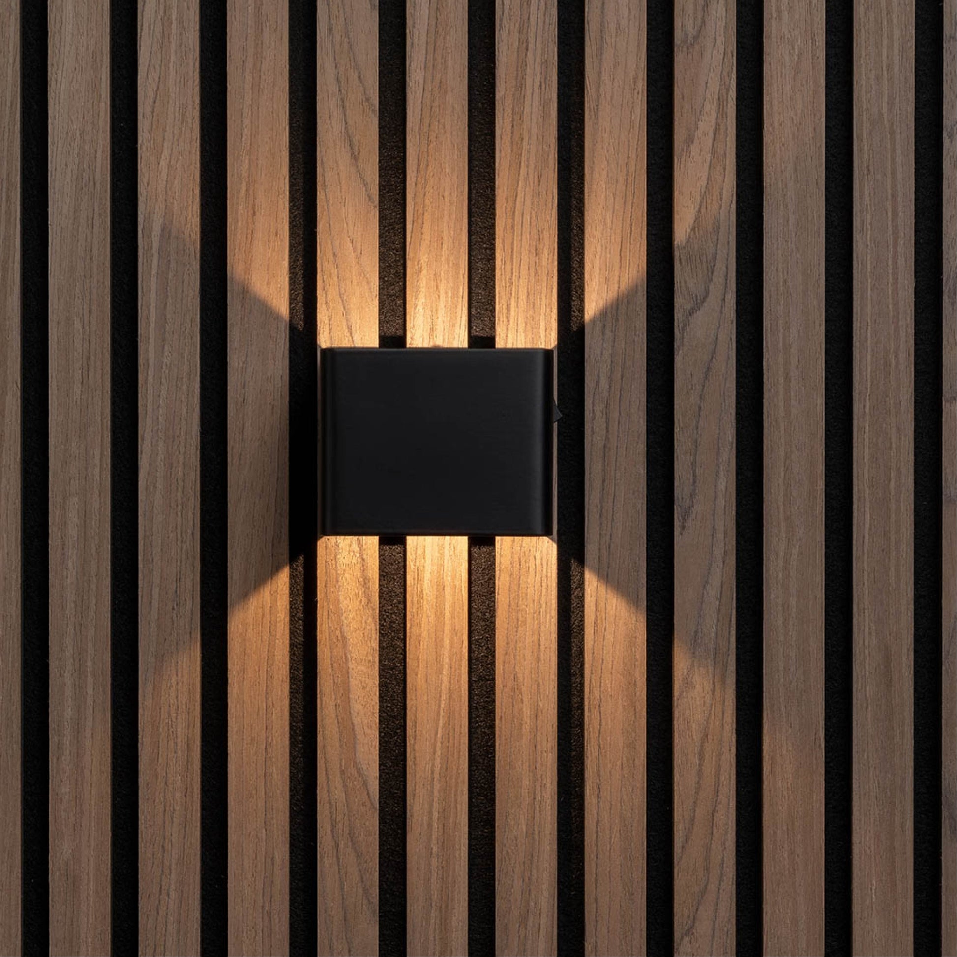 HUE - Boca Draadloze Oplaadbare Wandlamp Met Sensor