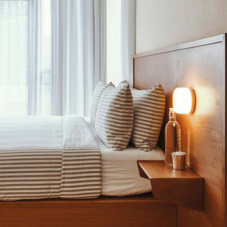 Mystic - Dimple Flush Mount Wandlamp