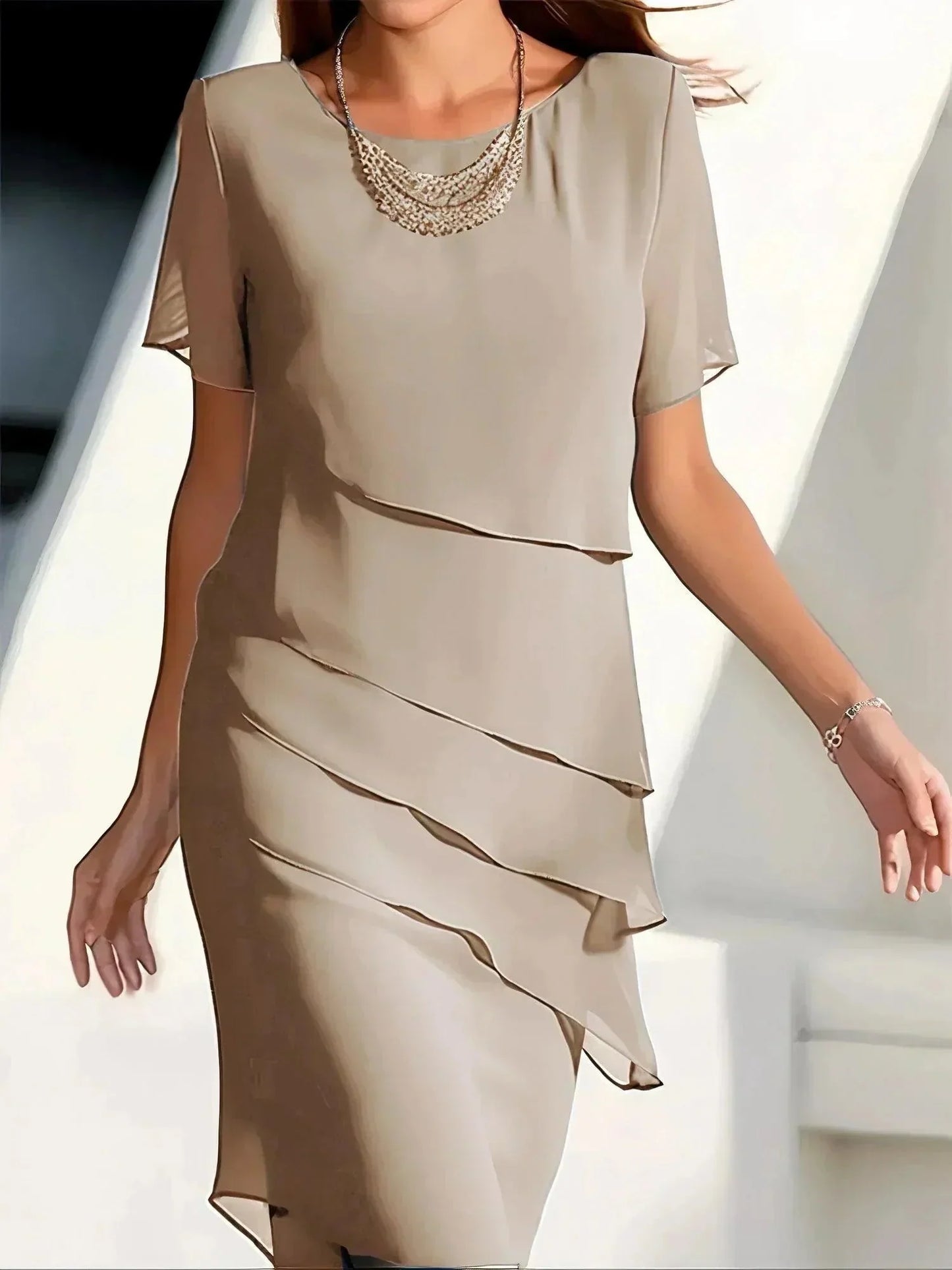 Sophie Stijlvolle Taille-Control Jurk Khaki
